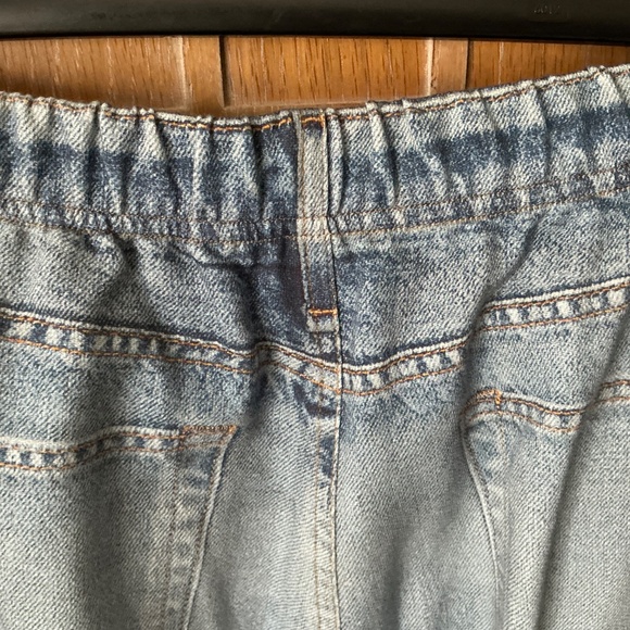 RAG AND BONE MIRAMAR TERRY WIDE LEG JEAN.  FAUX ZIPPER, ELASTIC WAIST - Picture 4 of 4